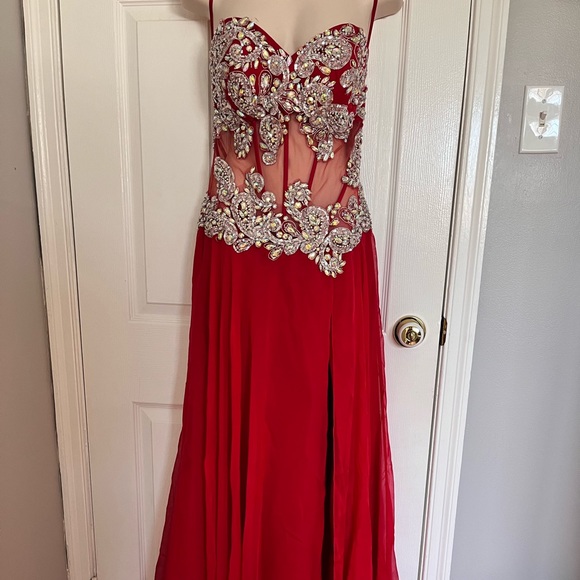 Candy Red Apple Gown. - Picture 3 of 14
